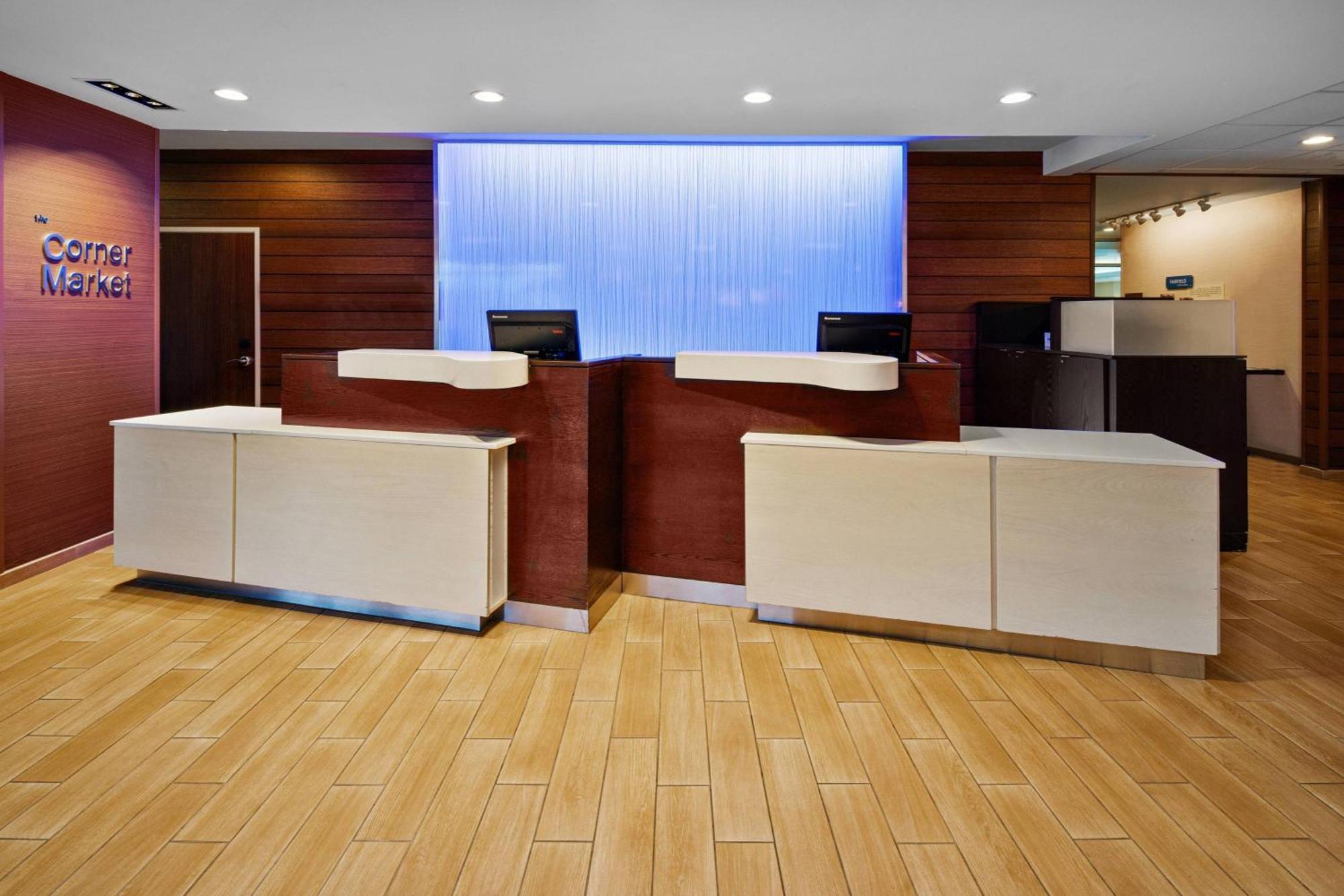 Fairfield Inn & Suites By Marriott Атенс Екстериор снимка