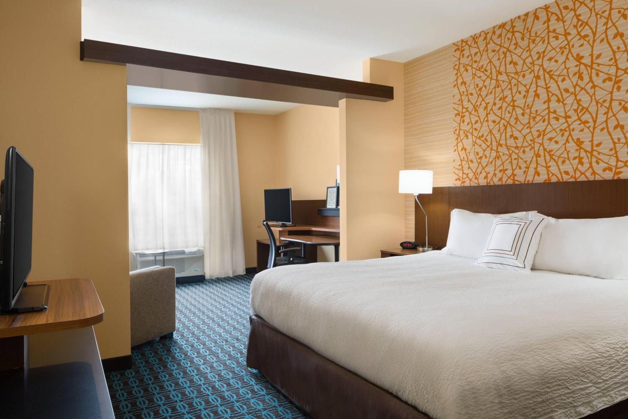 Fairfield Inn & Suites By Marriott Атенс Екстериор снимка