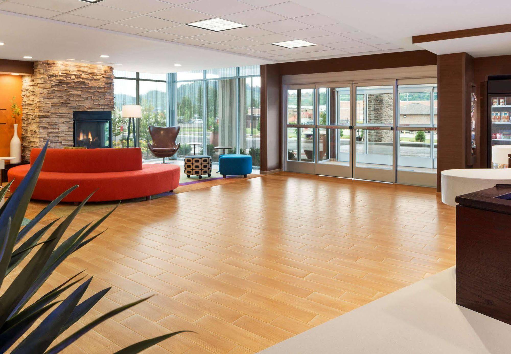 Fairfield Inn & Suites By Marriott Атенс Екстериор снимка